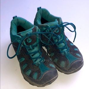 Kids Merrell Hiking Boots Size 2